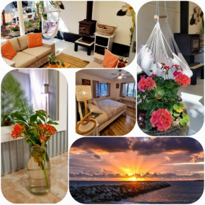 Cosy and Quaint Beach Pad Iluka
